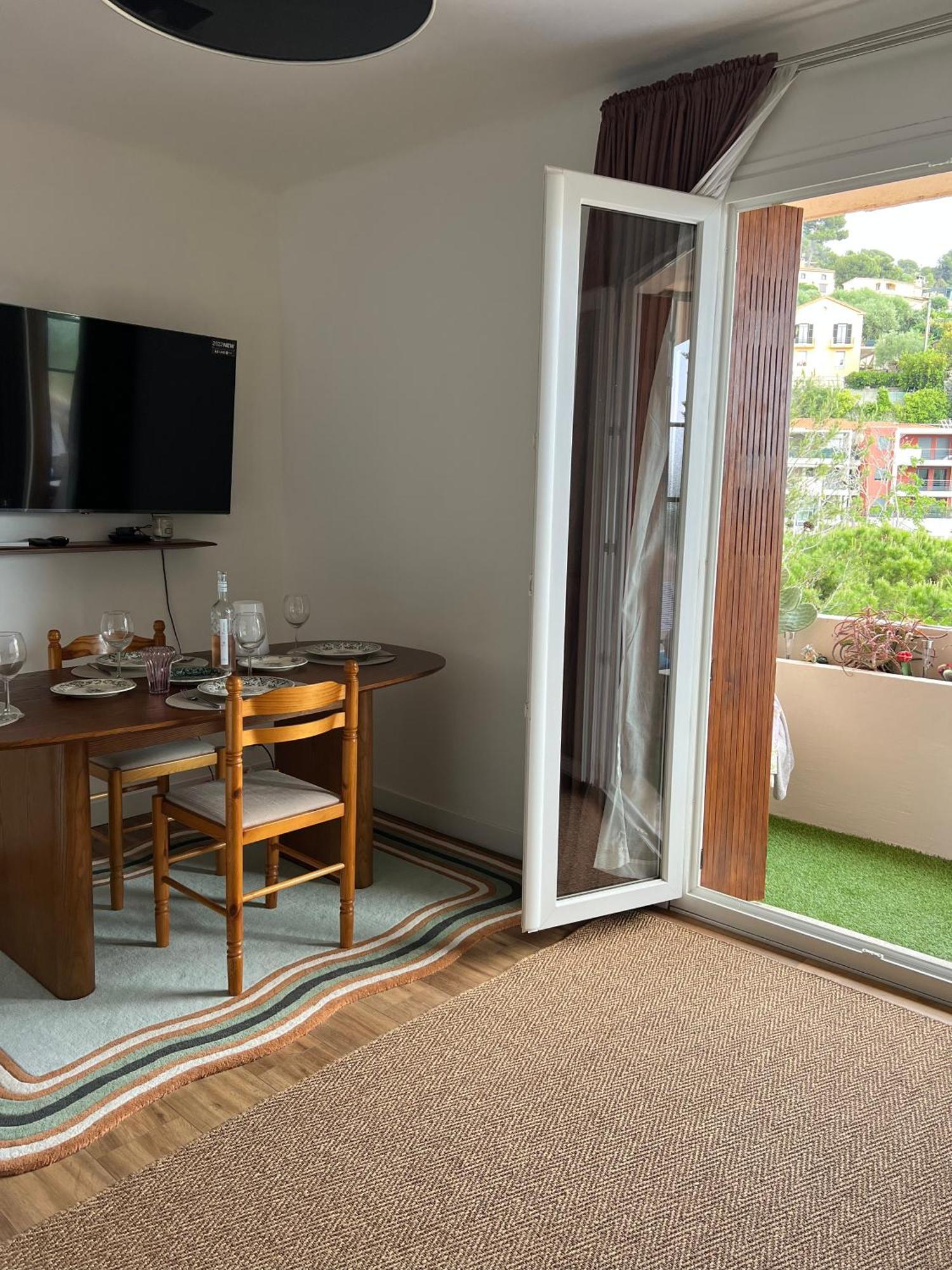 Eze Roc Apartment Exterior photo